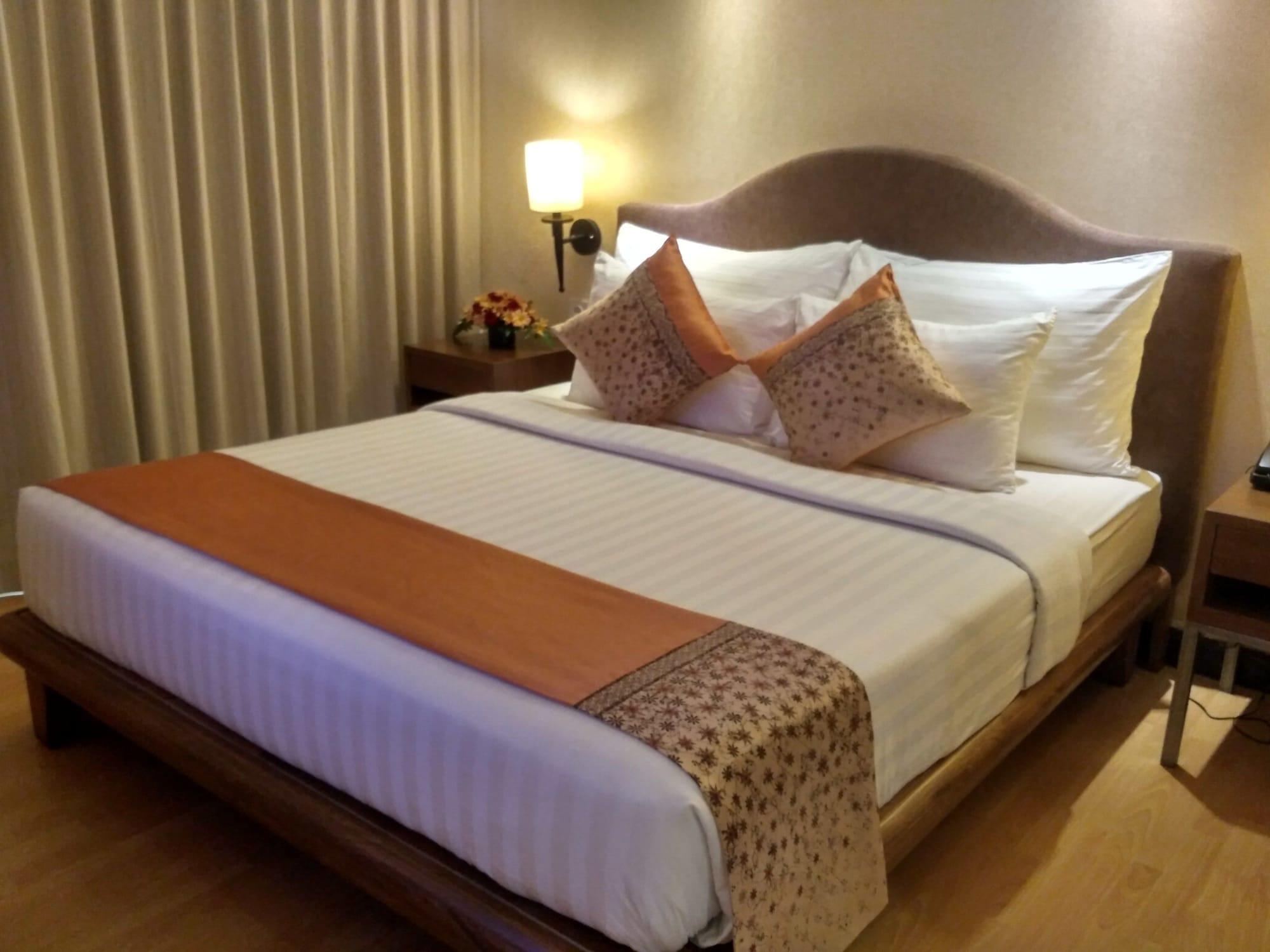 Sahid Raya Hotel & Convention Yogyakarta Maguwo Екстериор снимка