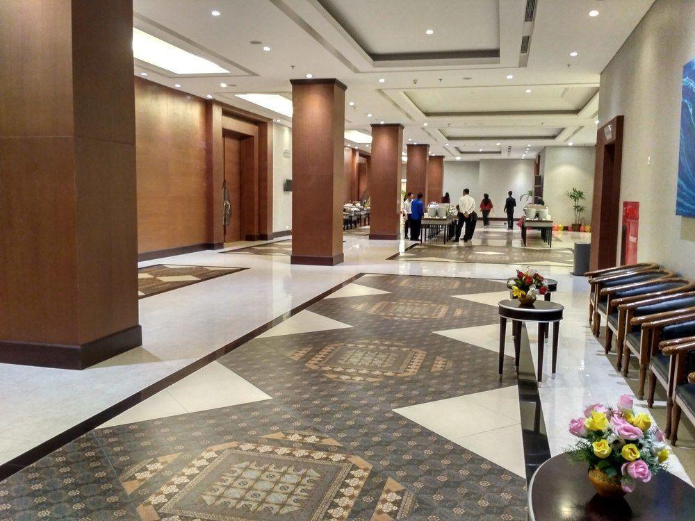 Sahid Raya Hotel & Convention Yogyakarta Maguwo Екстериор снимка