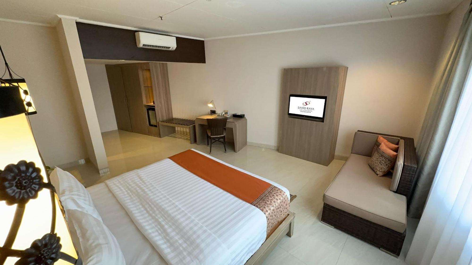 Sahid Raya Hotel & Convention Yogyakarta Maguwo Екстериор снимка