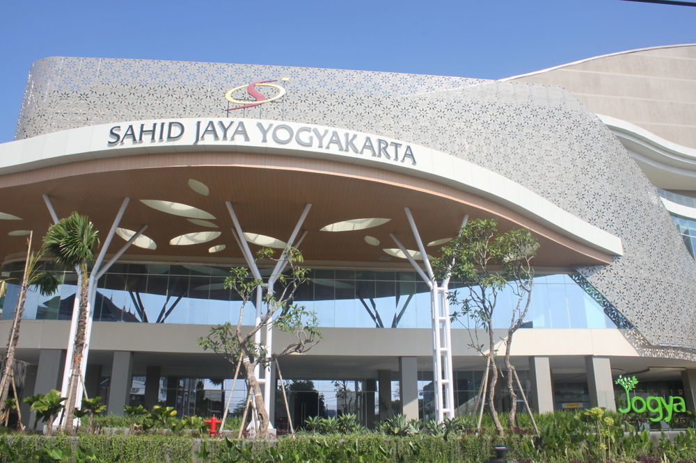 Sahid Raya Hotel & Convention Yogyakarta Maguwo Екстериор снимка